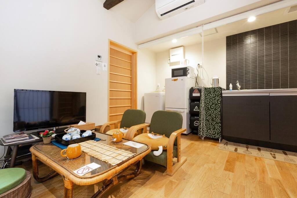 ゲストハウス至の宿 Shibainu-Themed Guesthouse Kyoto Exterior photo